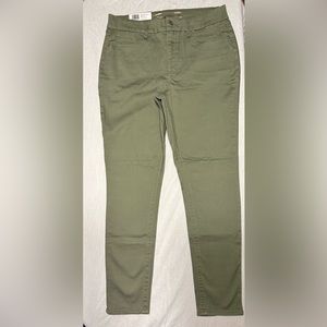 Seven7 High Rise Skinny Jeans